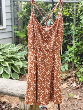 NWT Nine Britton Stitch Fix Rust Floral Strappy Lattice Back Dress Size LP